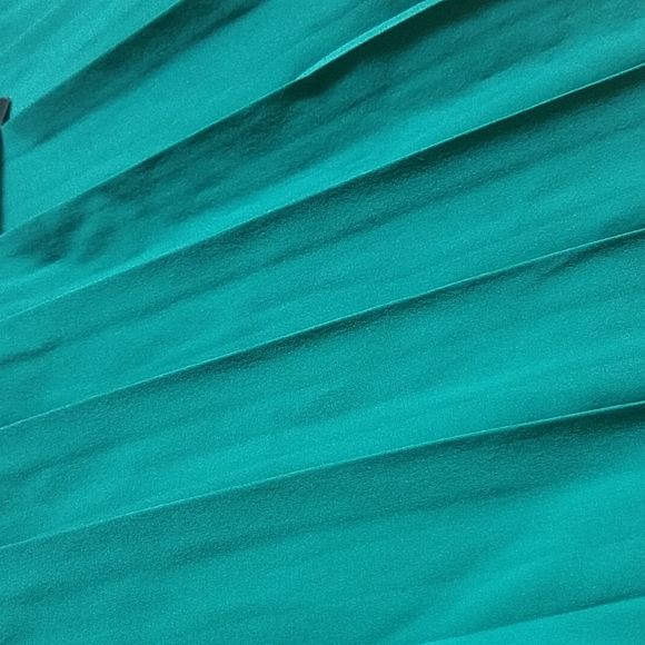 Nike dri fit emerald green skort sz lge. - Picture 10 of 10